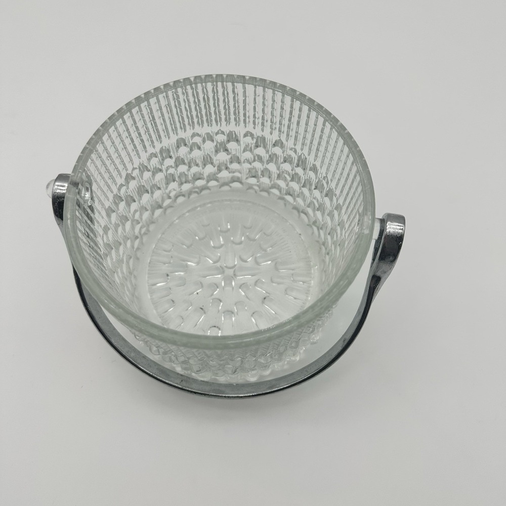 Teardrop Ice Bucket With Silver Metal Handle Exclusively For Teleflora France - Picture 2 of 6